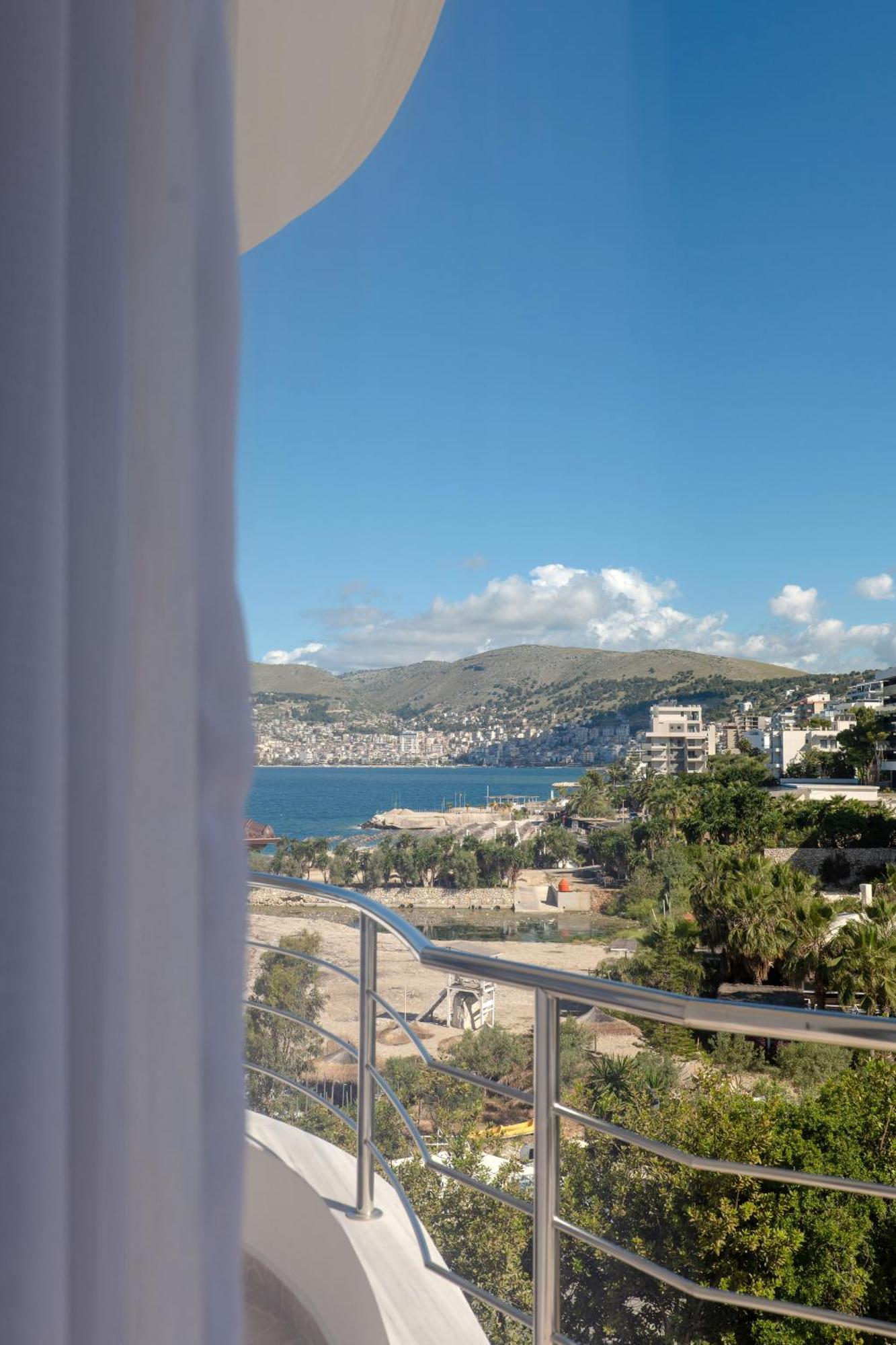 El Mare Hotel Sarandë Exteriör bild