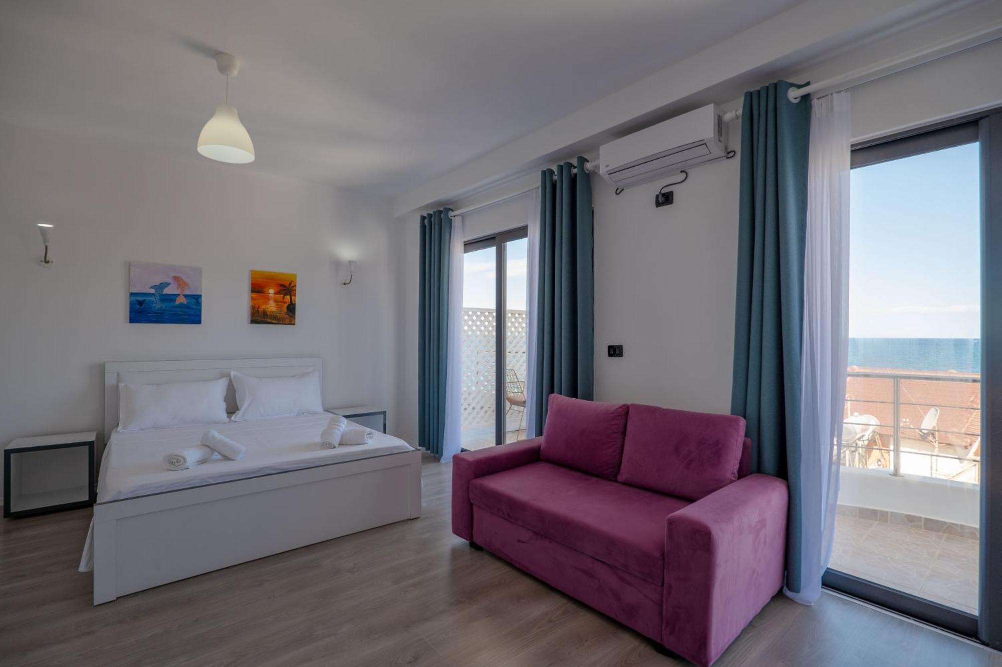El Mare Hotel Sarandë Exteriör bild